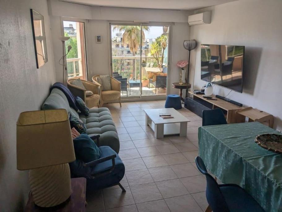 Appartement Vue Mer Sur Les Hauteurs De นีซ ภายนอก รูปภาพ